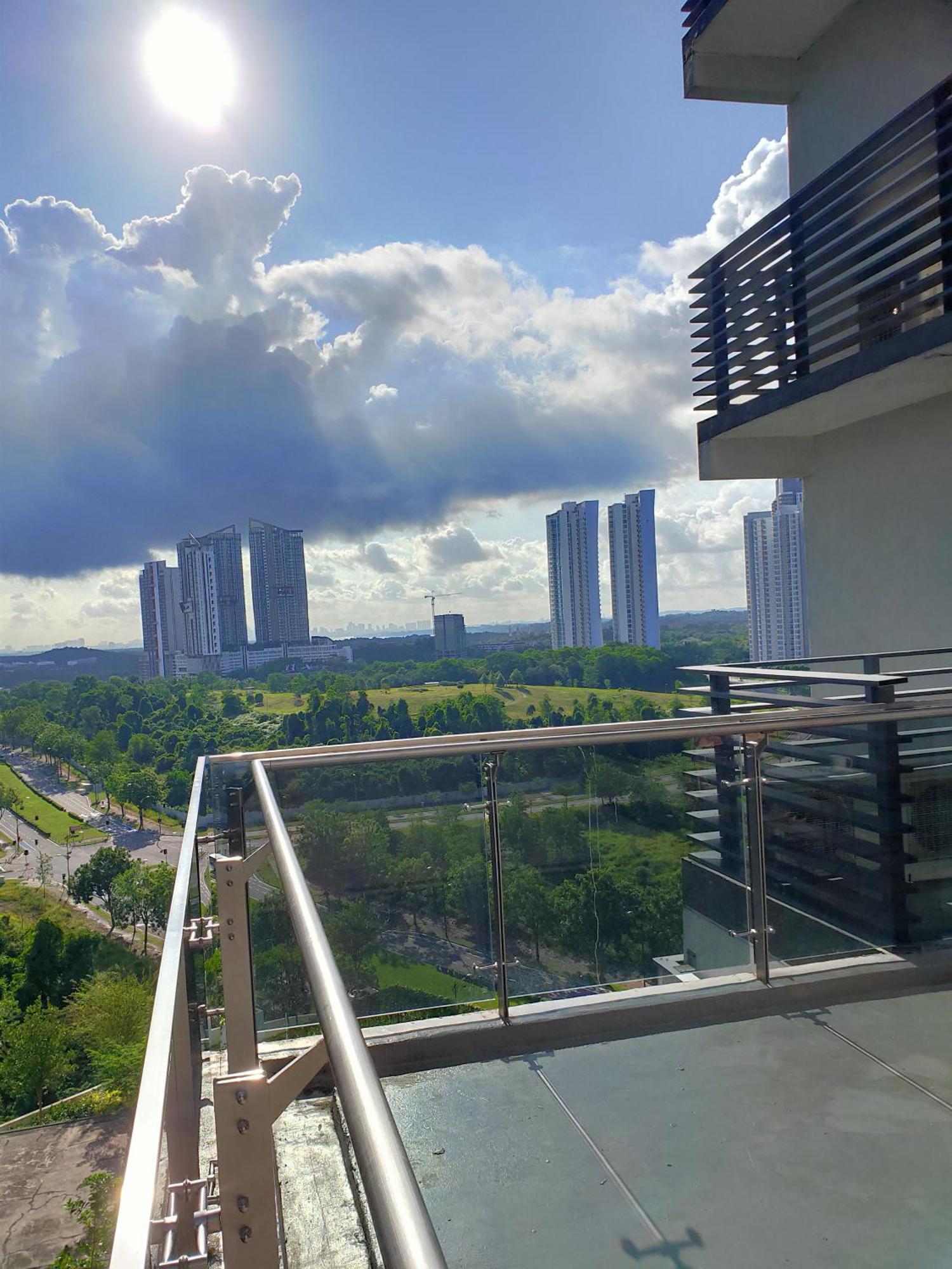 D Bunga مسلم Homestay Pool View Legoland Nusajaya Nusajaya  Dış mekan fotoğraf