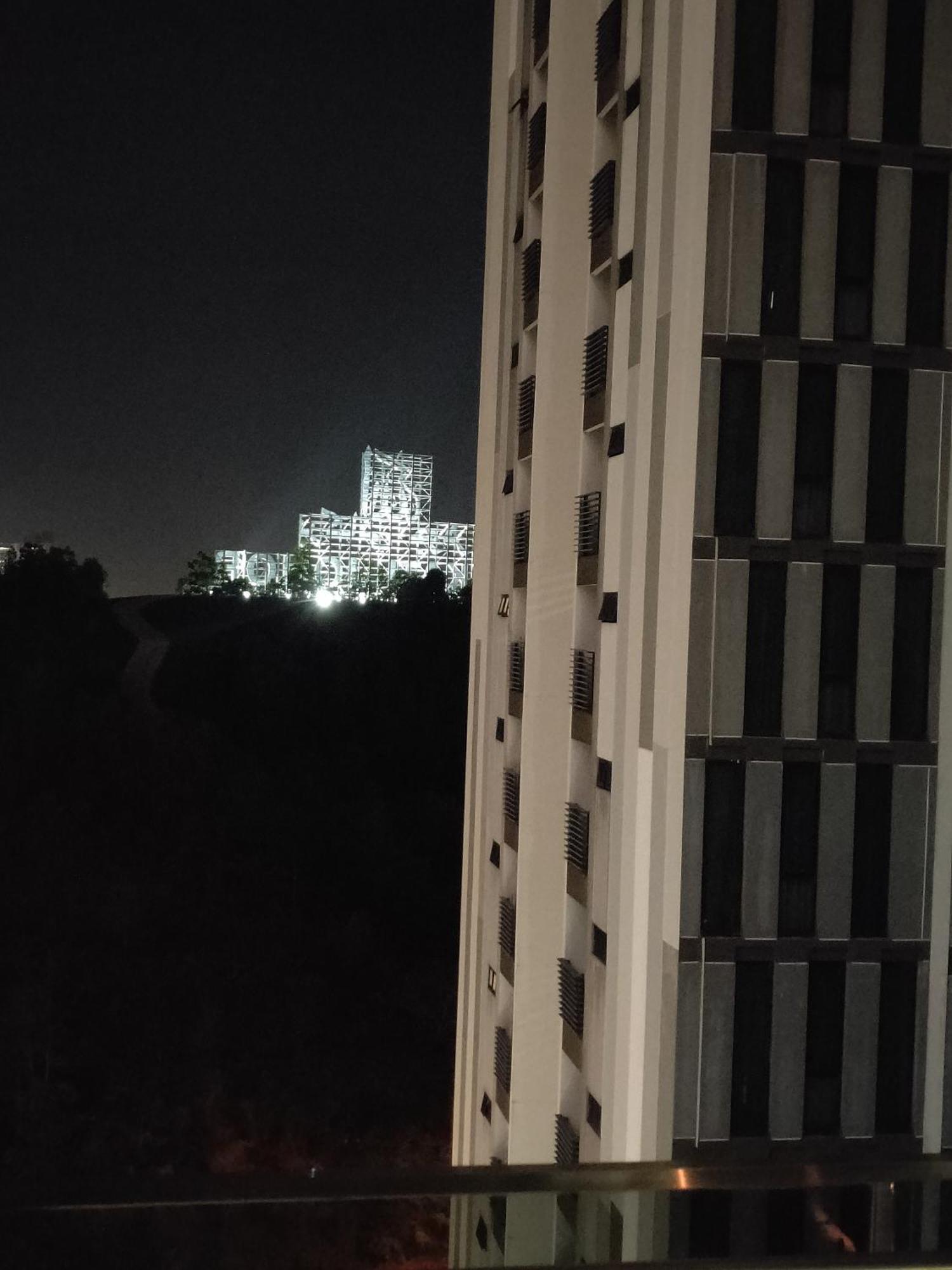 D Bunga مسلم Homestay Pool View Legoland Nusajaya Nusajaya  Dış mekan fotoğraf