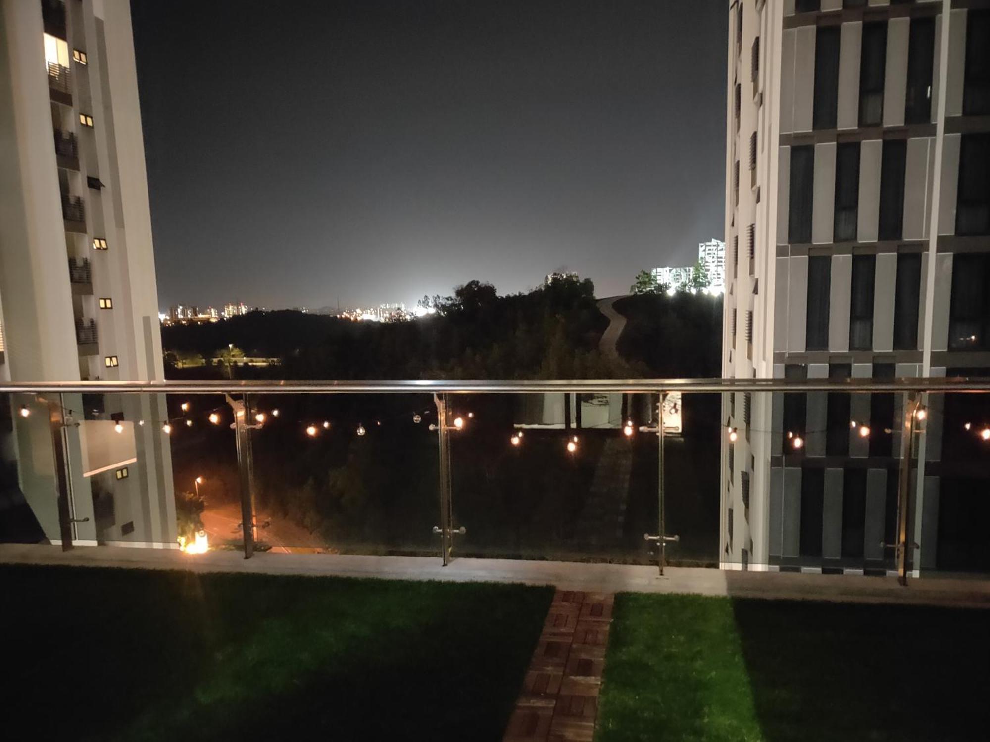 D Bunga مسلم Homestay Pool View Legoland Nusajaya Nusajaya  Dış mekan fotoğraf